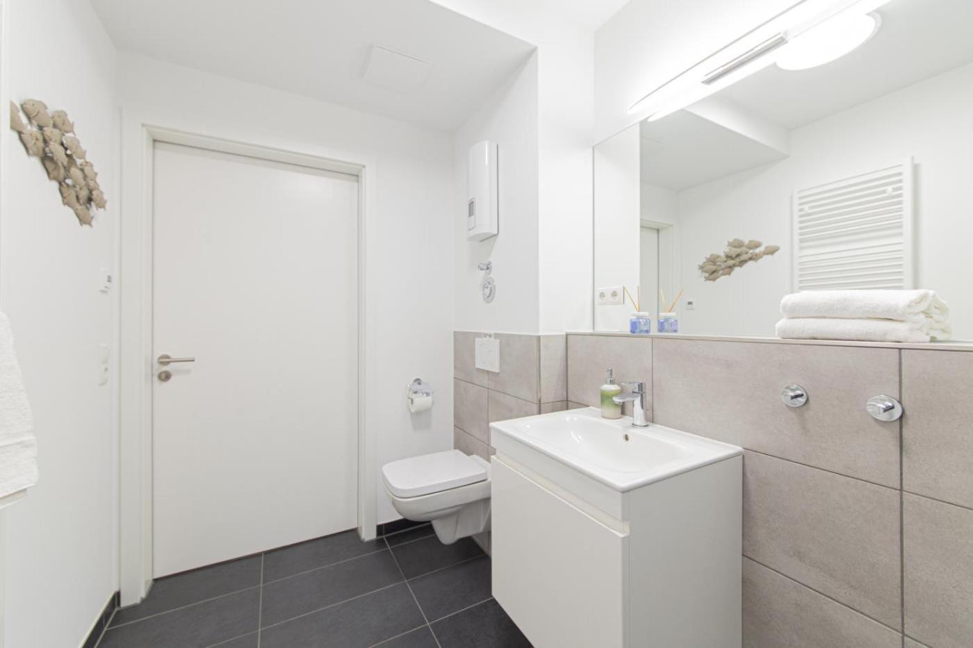 Ferienwohnung Aqualino 샬베우츠 외부 사진